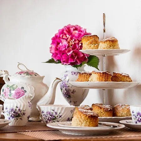 Perfect For Two People Droíchead an Chláir