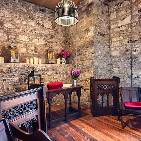 Perfect For Two People Droíchead an Chláir